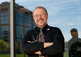 Warren Ferguson, MD, has been named the recipient of the The National AHEC Organization's 2014 Andy Nichols Award for Social Justice.