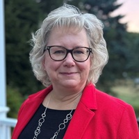 Dr. Elizabeth Murphy