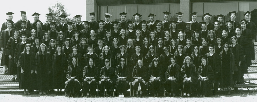 1995, class of-group photo0001_cr341h.jpg