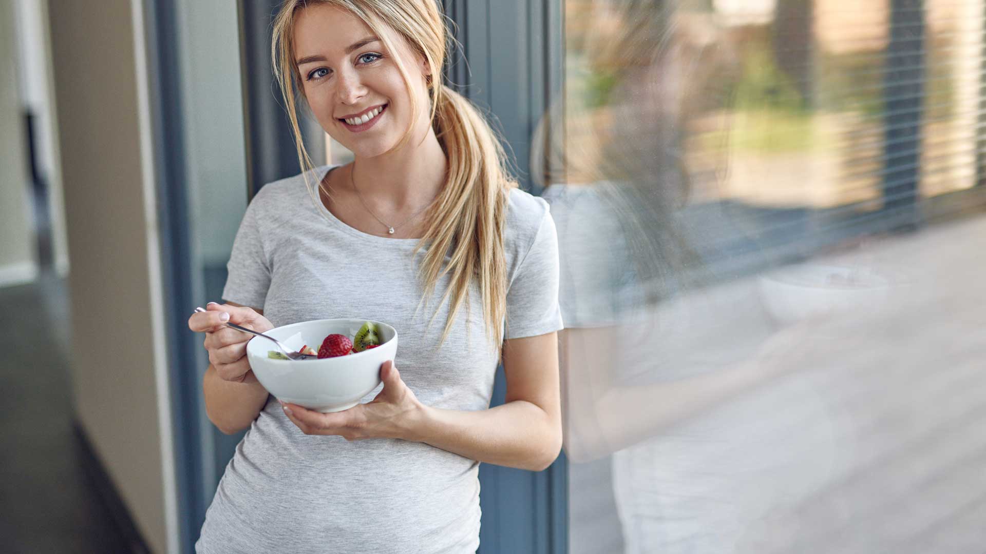 pregnant woman without crohns