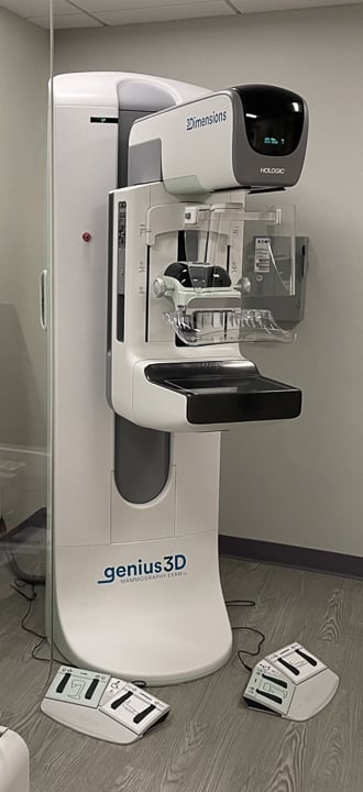 3D mammography machine
