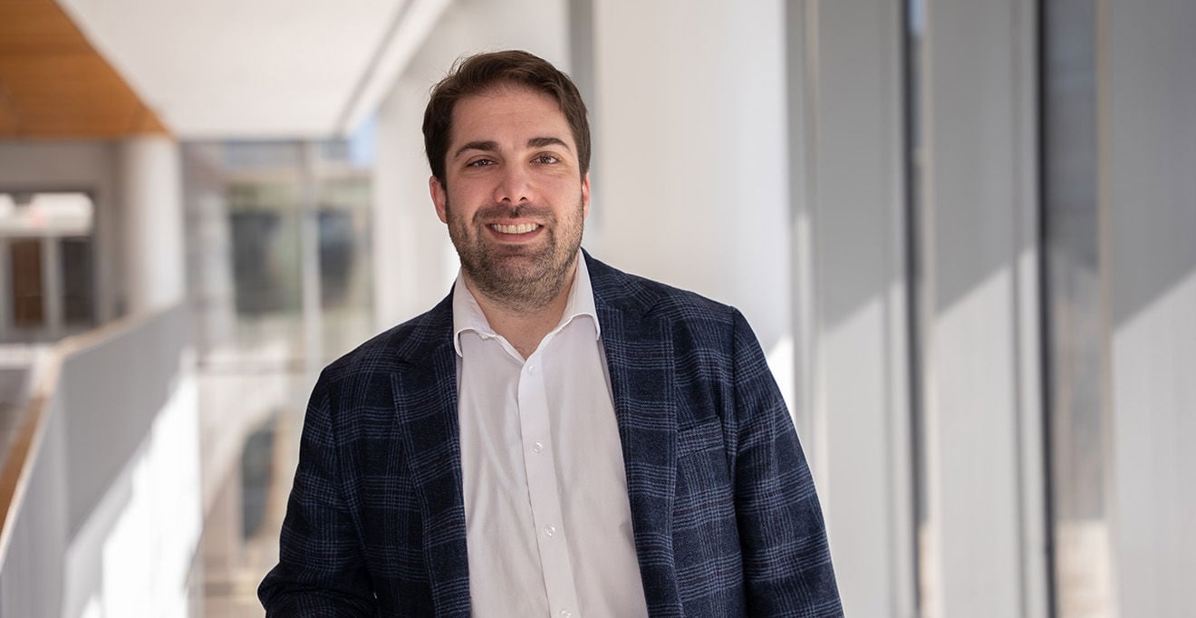 UMass Chan scientist Marcus Ruscetti receives 2026 Pershing Square Sohn Cancer Prize