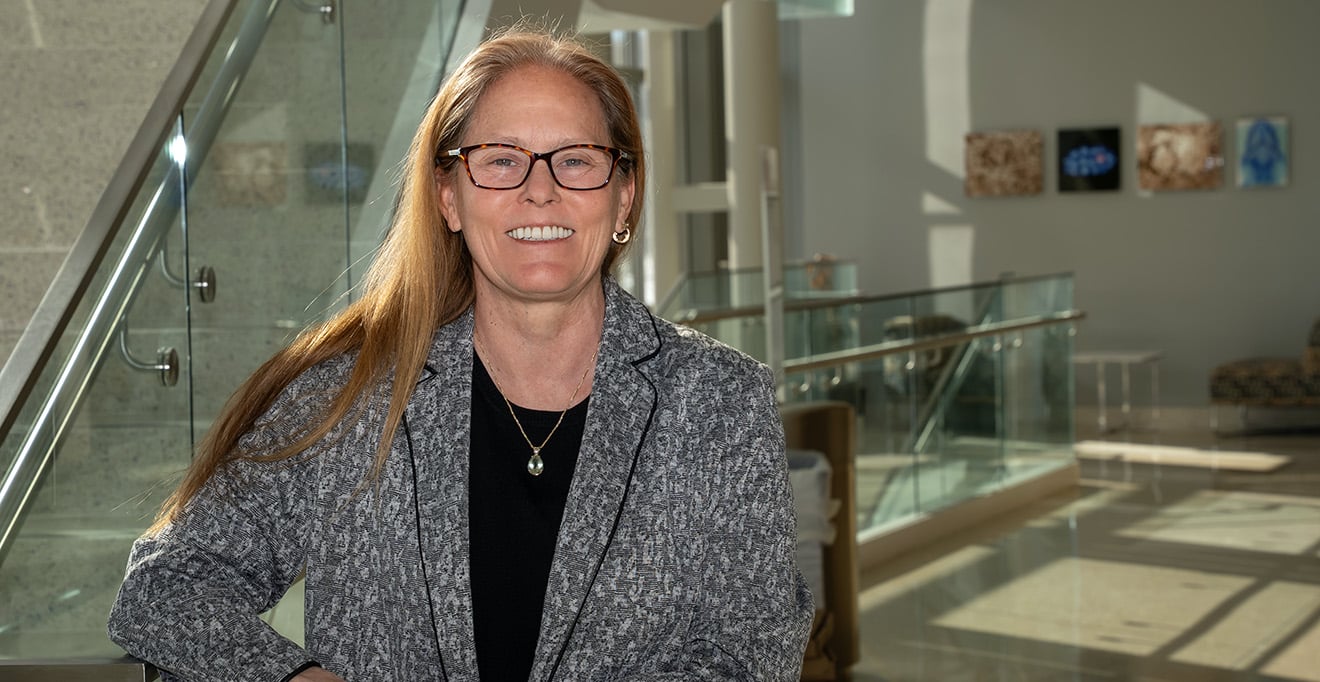 New study reveals how neutrophils reach infection sites without damaging healthy tissue