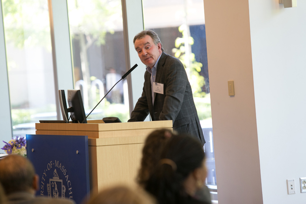 Irvin Heifetz, MD, SOM ’79, delivers opening remarks at the annual School of Medicine alumni breakfast.