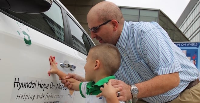 Wen Xue receives $250,000 for pediatric cancer research from Hyundai Hope on Wheels