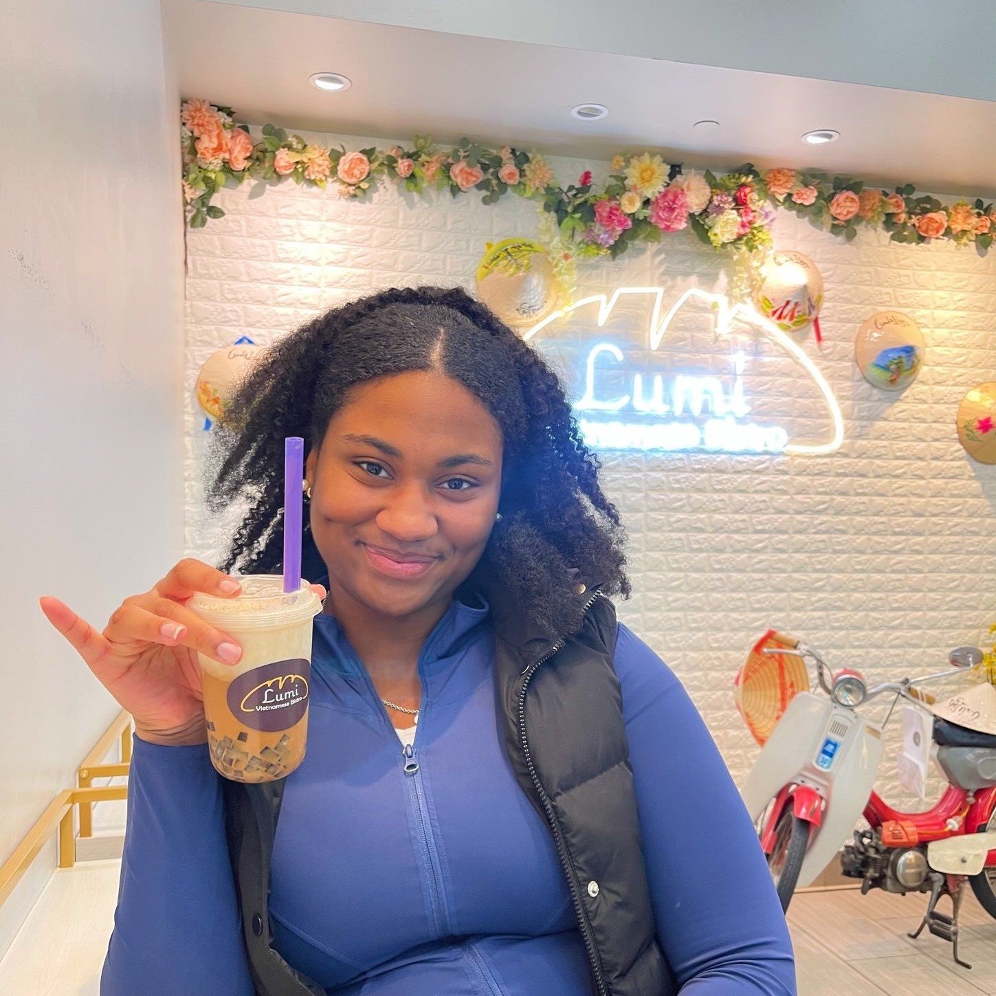 Alana Grant headshot